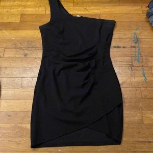 Windsor one shoulder black dress size large(can fit medium)